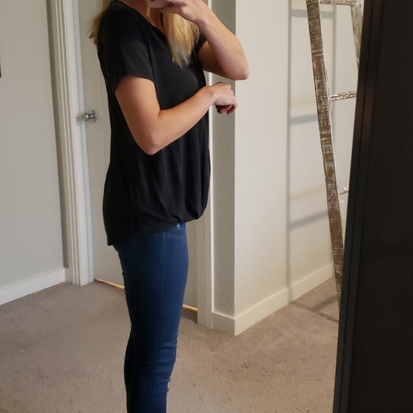 Black top with cross front - Picture 3 of 3